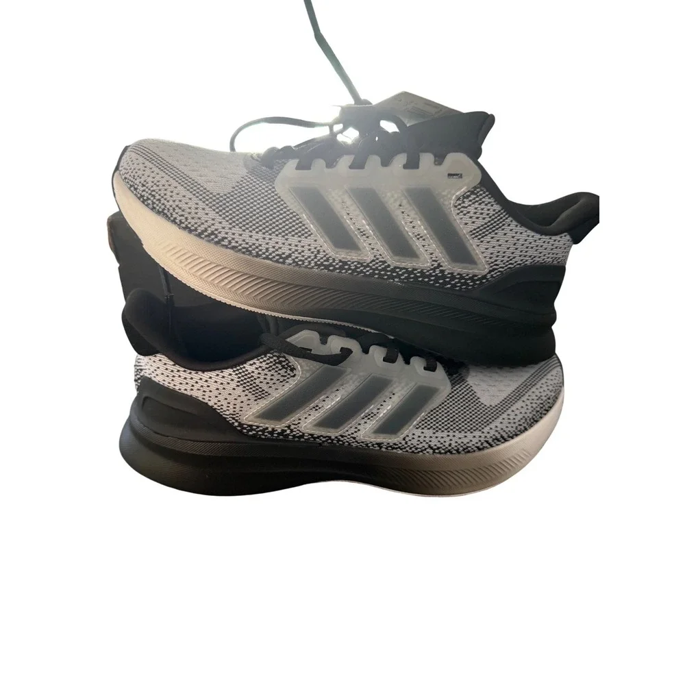 Adidas UltraRun 5 J Running Shoes Kids Size 4 White Black New JS1096 Sneaker